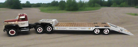 First Gear 1959 International RF-200 Lowboy
