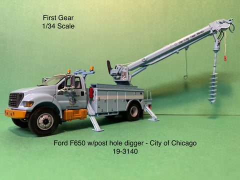 First Gear Ford F-650 w/ Digger Derrick City of Chicago