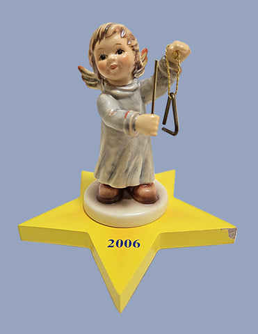 Hummel Angel with Triangle 2006 Annual Angel w/ Base