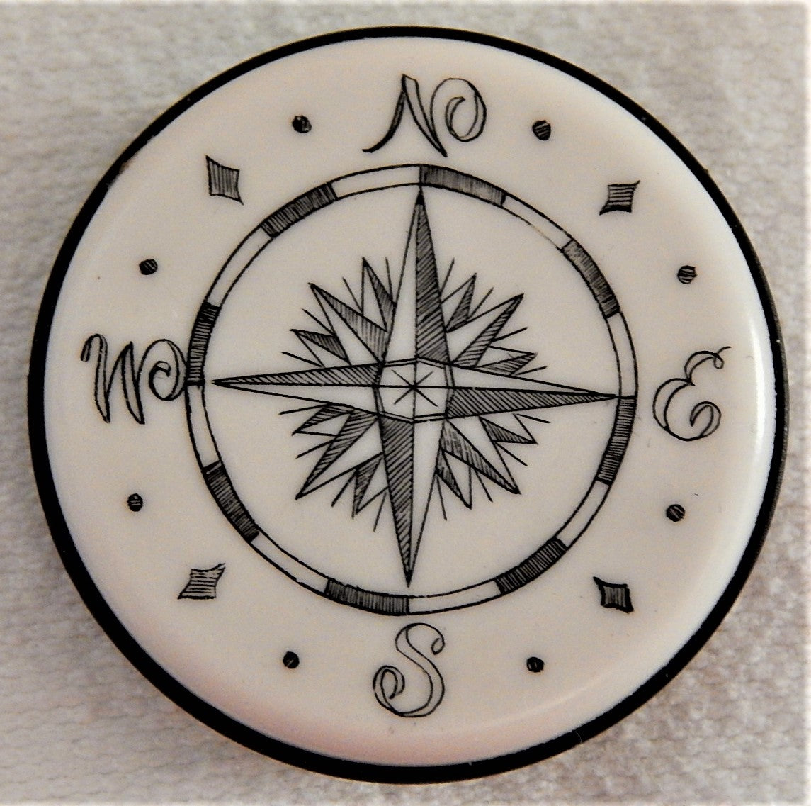Scrimshaw Compass Rose Cell Phone Grip – The Cape Cod Store